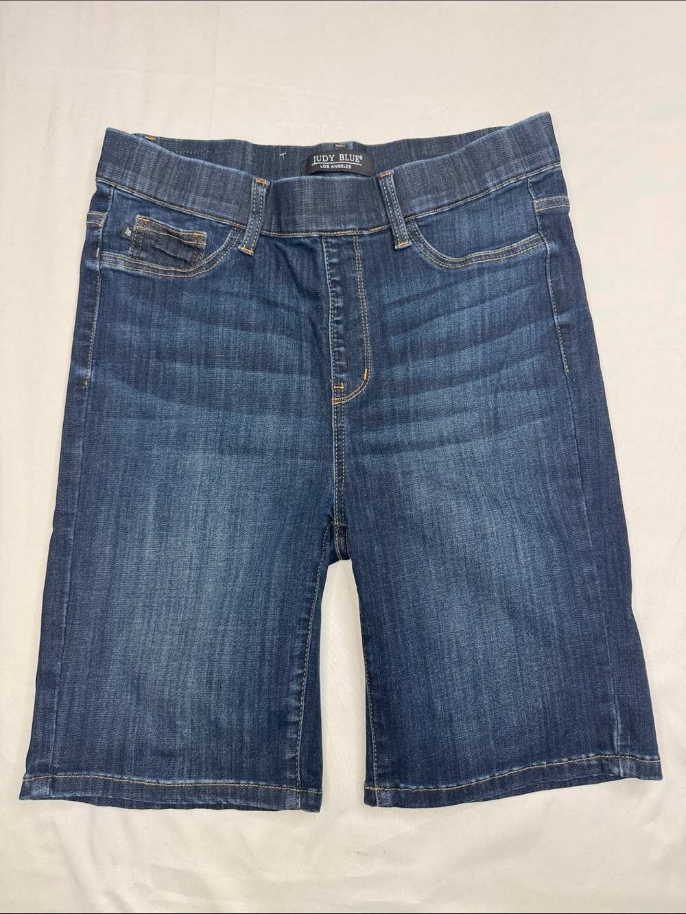 Judy Blue Dark Indigo Women's Denim Bermuda Shorts size large L pull on stretch